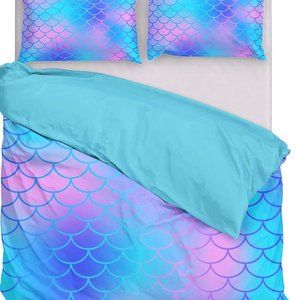 Queen Mermaid sheet set and duvet cover – mint condition